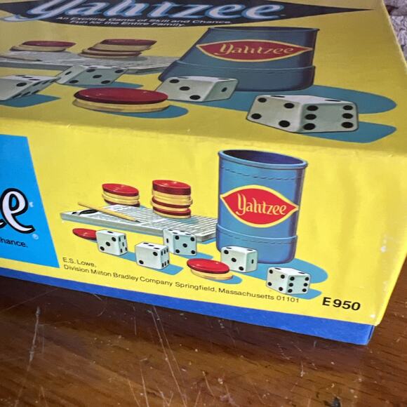 Vintage Classic Yahtzee Board Dice Game 1956 NEW - Picture 2 of 7